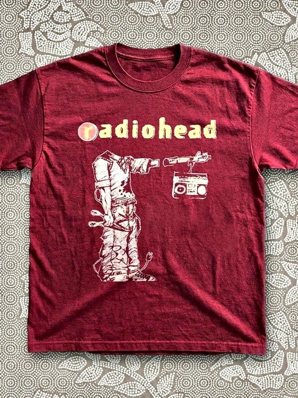 Radiohead Graphic Tee in Red